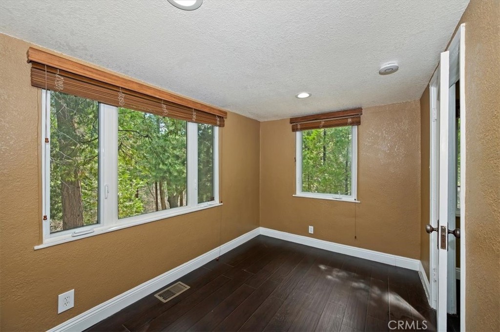 27297 Little Bear Property Photo 23