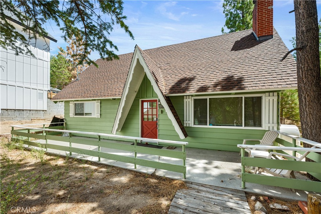 653 Temple Property Photo 1