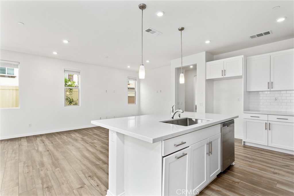 1956 S Hartford Place Property Photo 11
