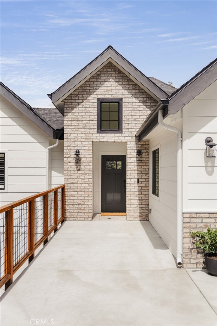 26910 Everest Road Property Photo 4