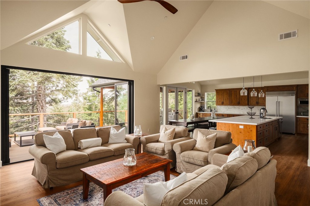 26910 Everest Road Property Photo 6