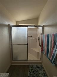 1460 E 6th Street 4 Property Photo 11