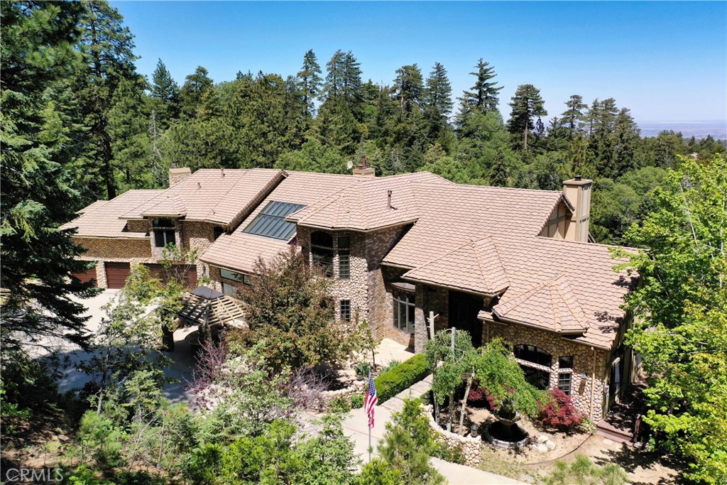 293 Fairway Property Photo