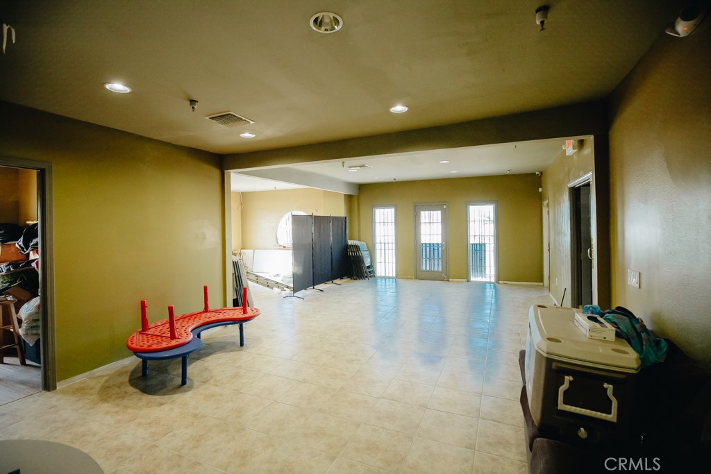 847 N E Street Property Photo 22