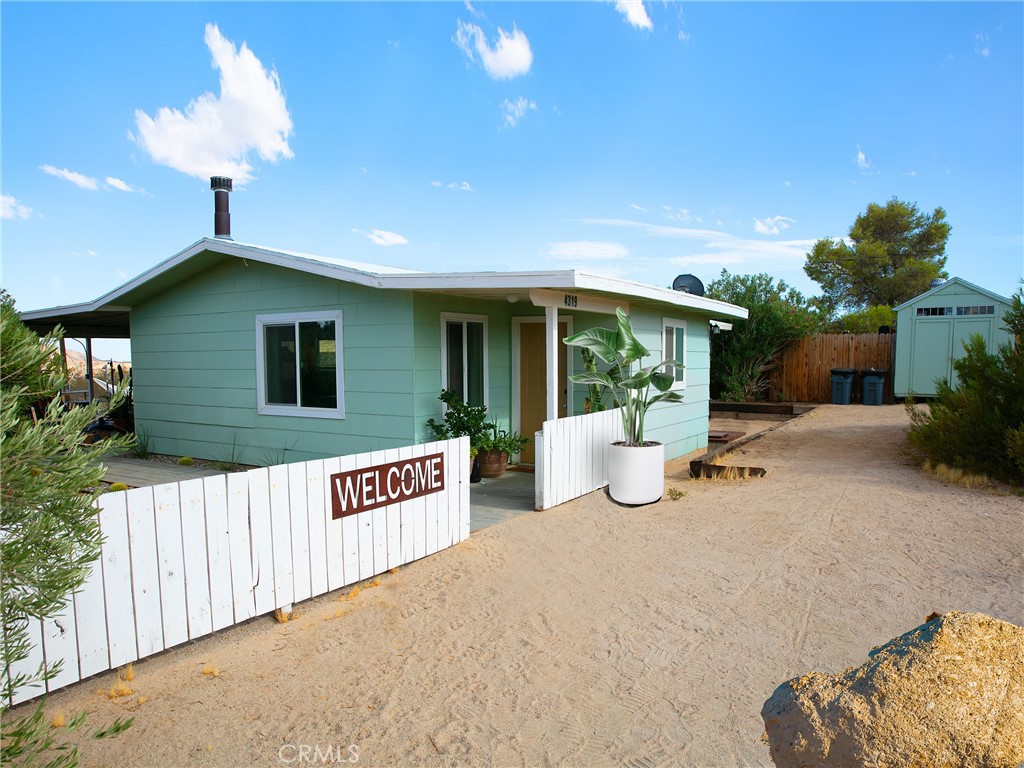 4319 Dusty Mile Road Property Photo 6