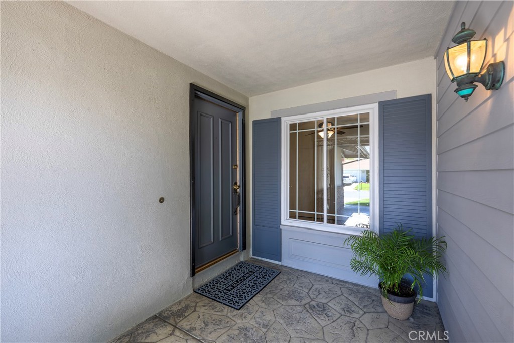 2845 Roncador Property Photo 7