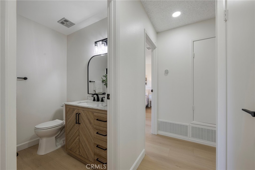 2845 Roncador Property Photo 35