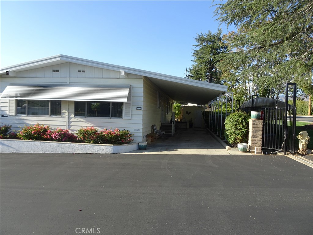 12618 3rd Street 1 Property Photo 2