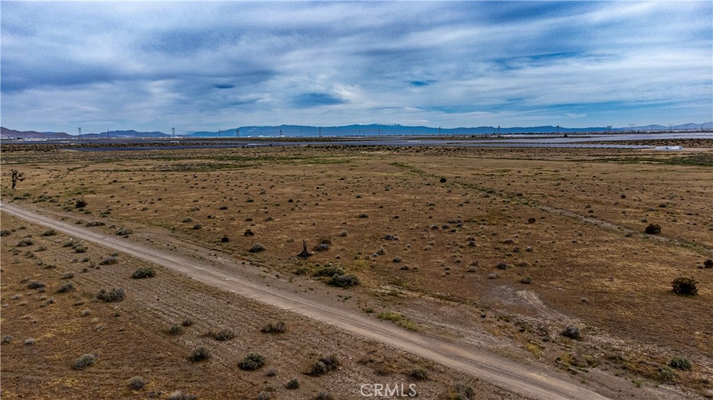 1 Colusa Road Property Photo 4