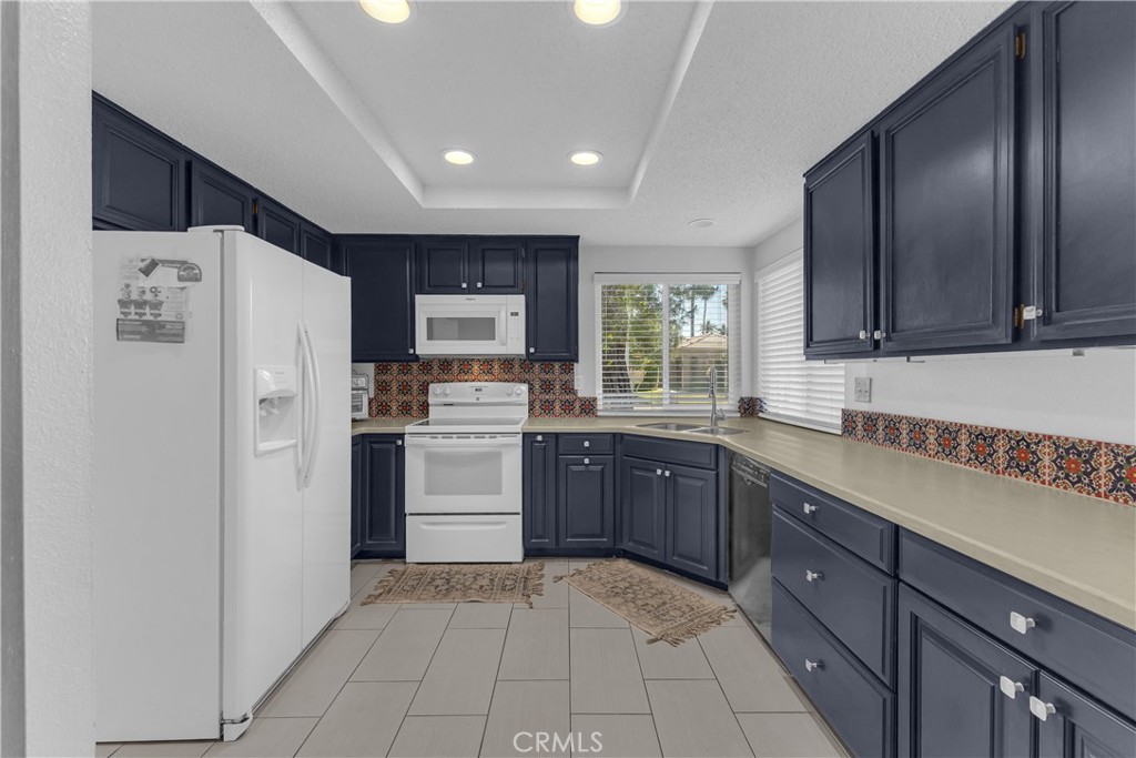 44129 Elba Court Property Photo 5