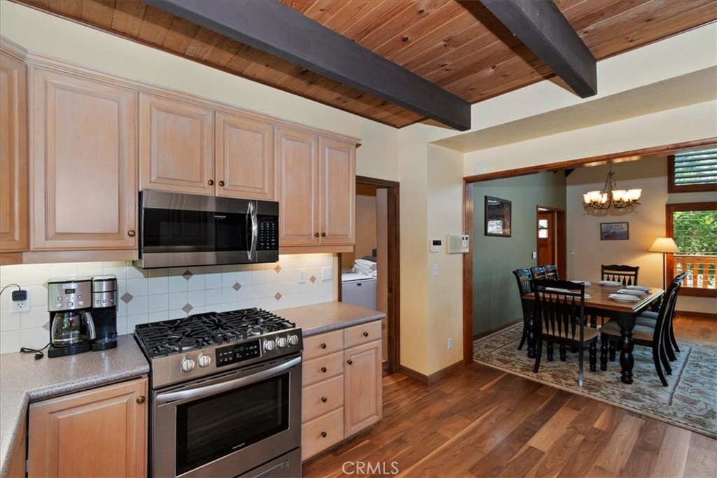 415 Golf Course Property Photo 10