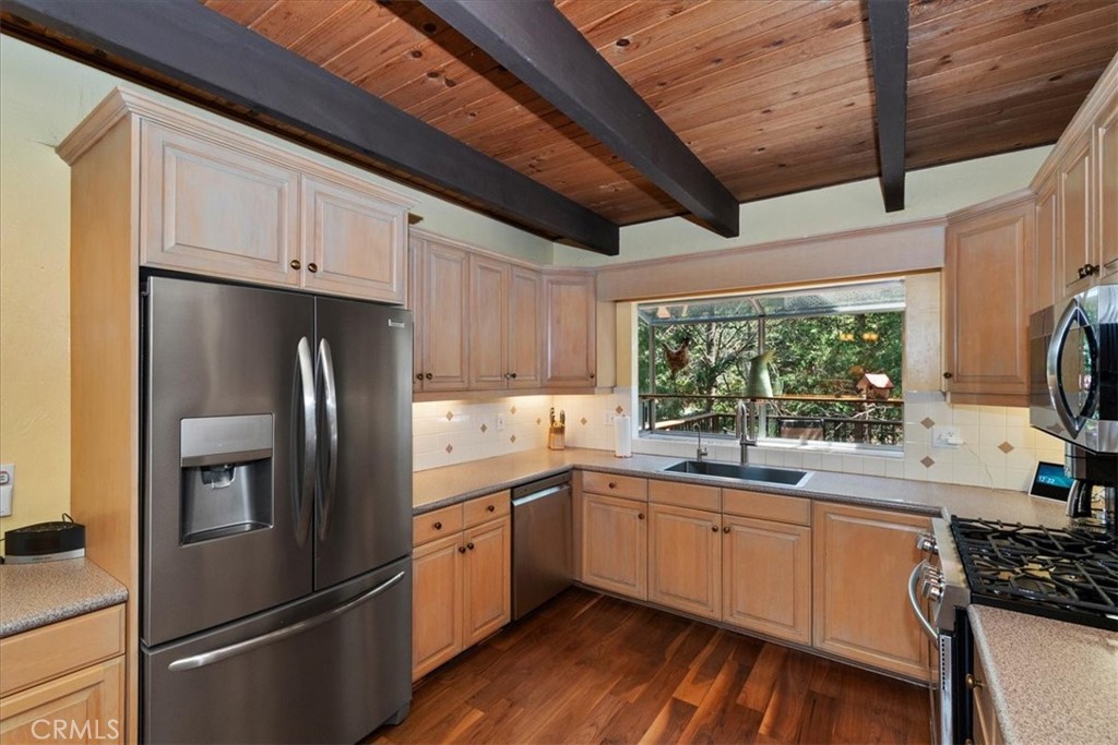 415 Golf Course Property Photo 13