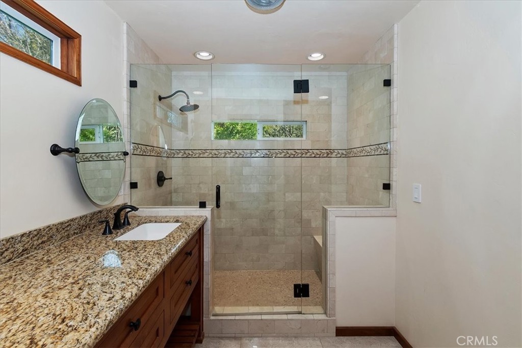 415 Golf Course Property Photo 23