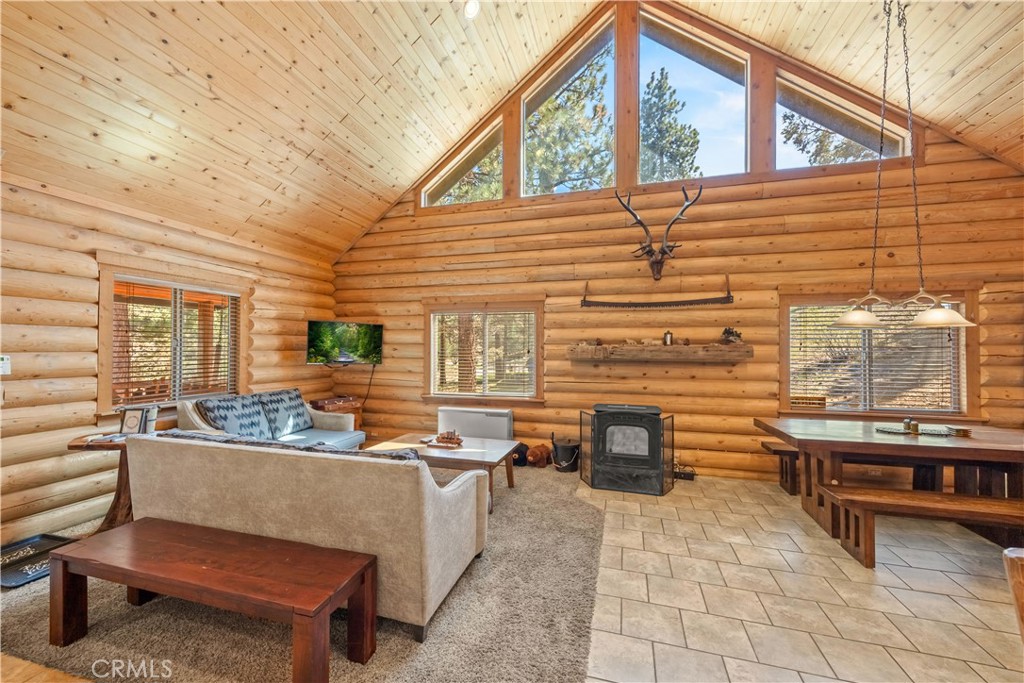 384 Saw Mill Canyon Property Photo 6