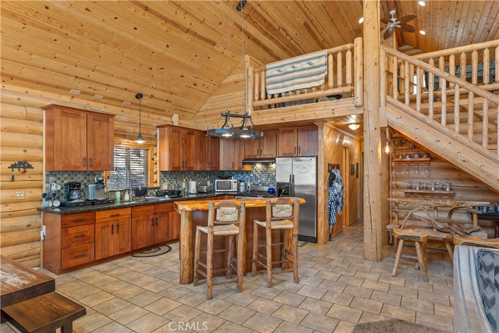 384 Saw Mill Canyon Property Photo 10