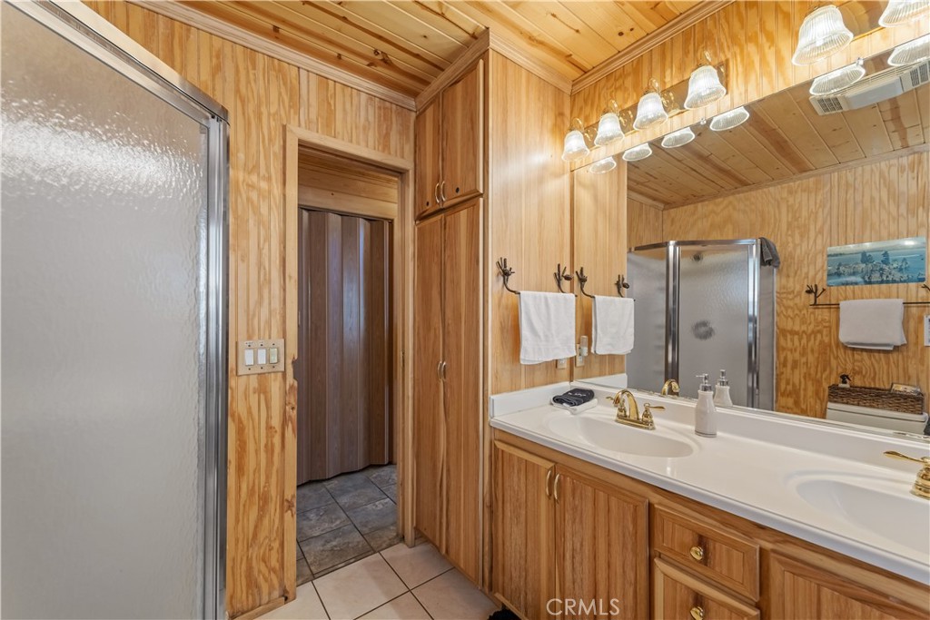 384 Saw Mill Canyon Property Photo 18