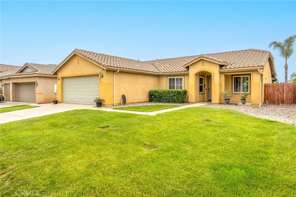 1659 Mariposa Place Property Photo 3