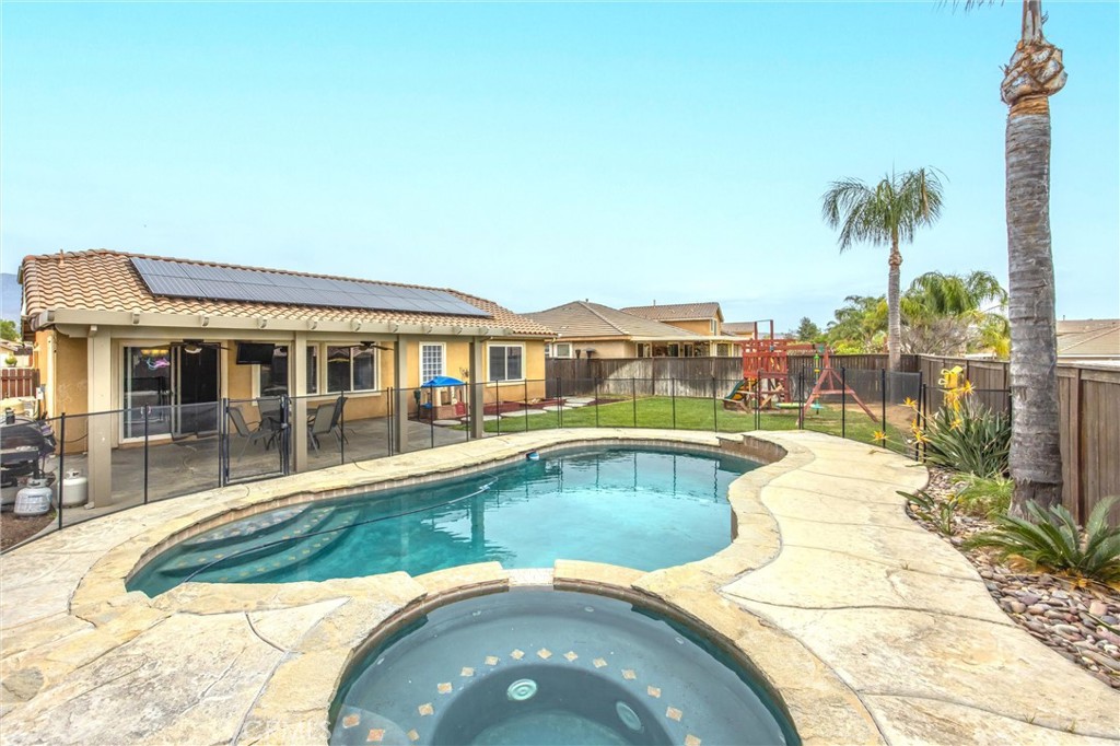 1659 Mariposa Place Property Photo 32