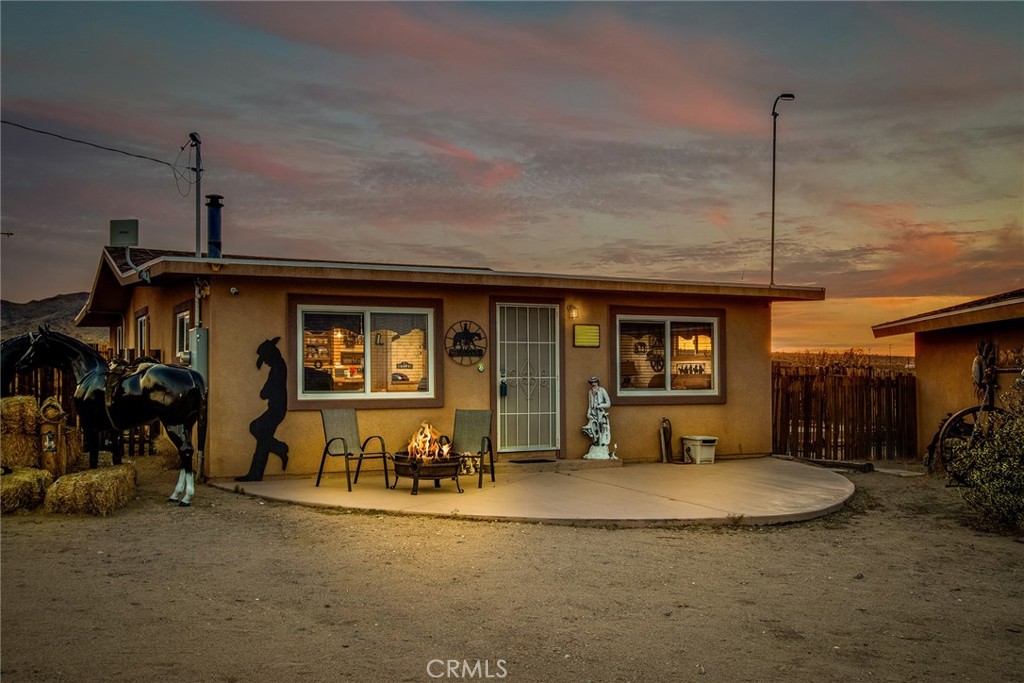 1910 Artesia Avenue Property Photo 7
