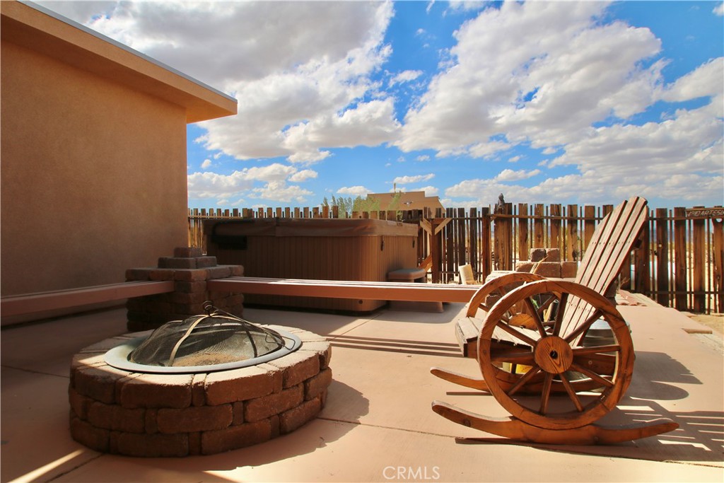 1910 Artesia Avenue Property Photo 17