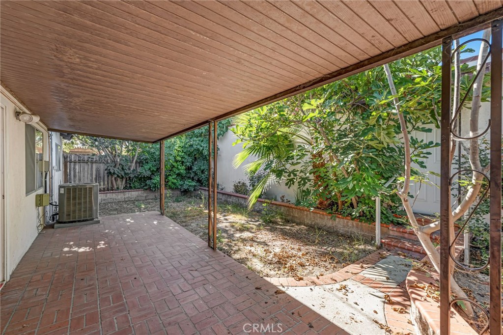 2011 W Katella Property Photo 31
