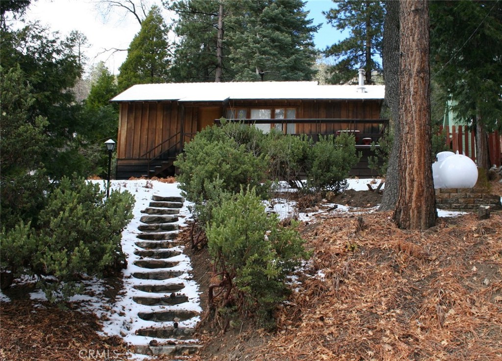 6020 Lake Property Photo 2