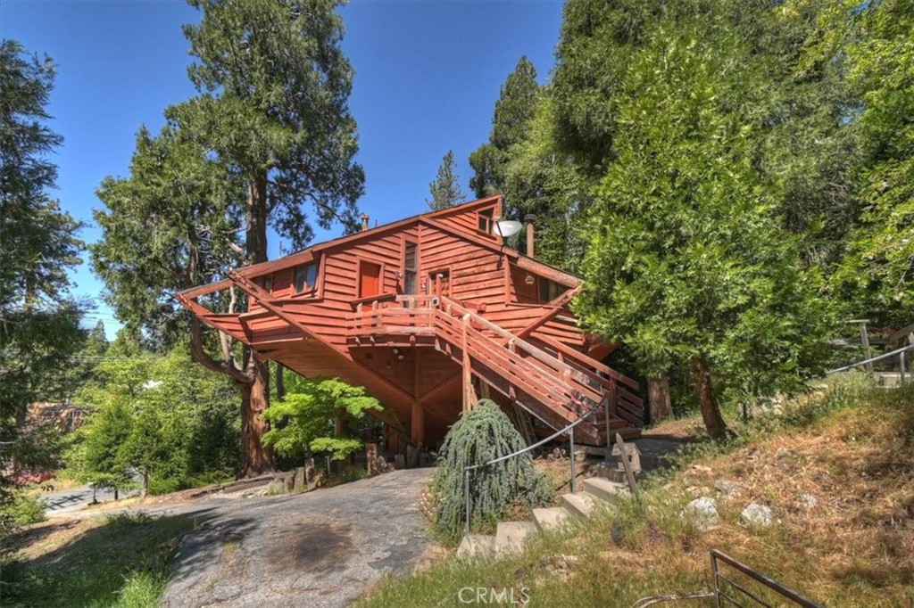 23228 Brookside Property Photo 1