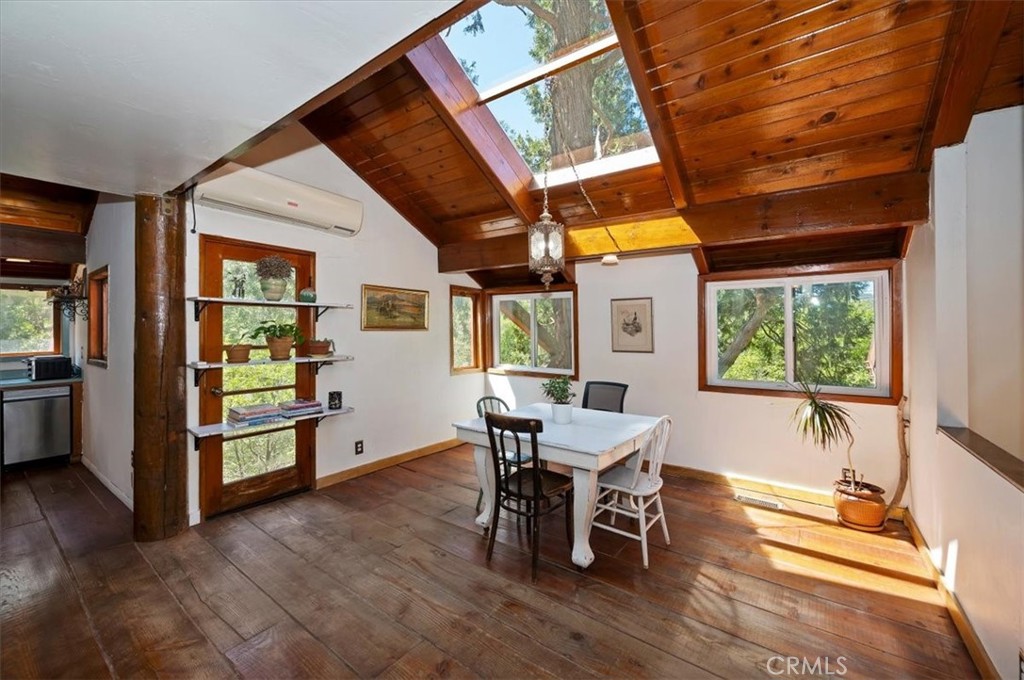 23228 Brookside Property Photo 4