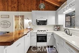 2452 Spring Property Photo 10