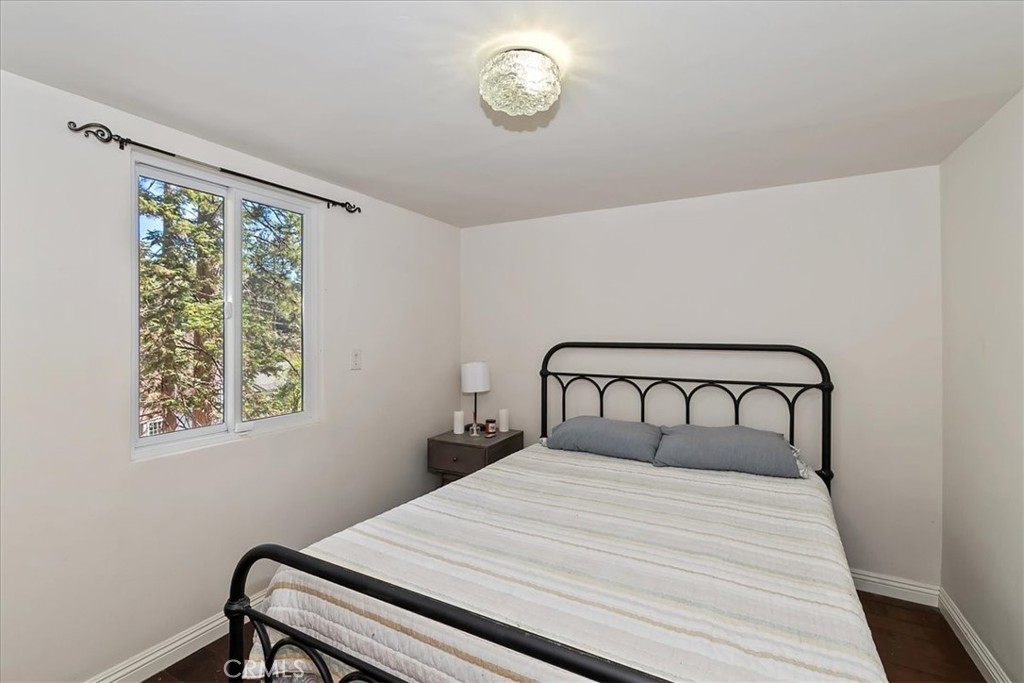 2452 Spring Property Photo 23