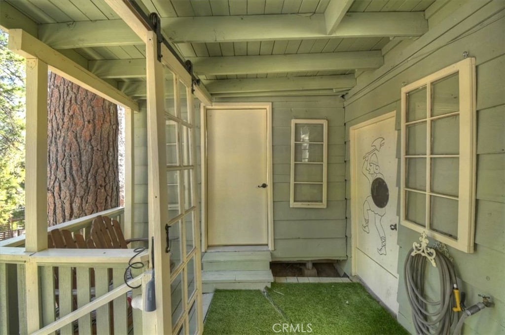 2452 Spring Property Photo 25