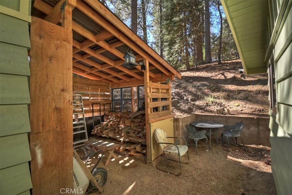 2452 Spring Property Photo 27