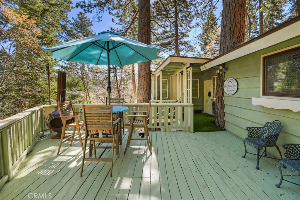 2452 Spring Property Photo 32
