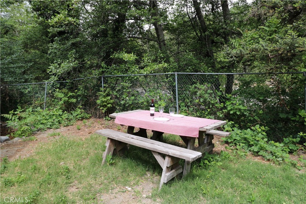 13992 Irving Lane Property Photo 4
