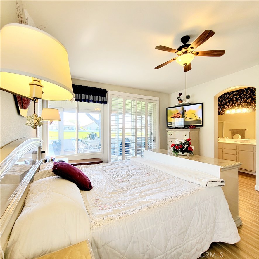 1725 Fairway Oaks Property Photo 20