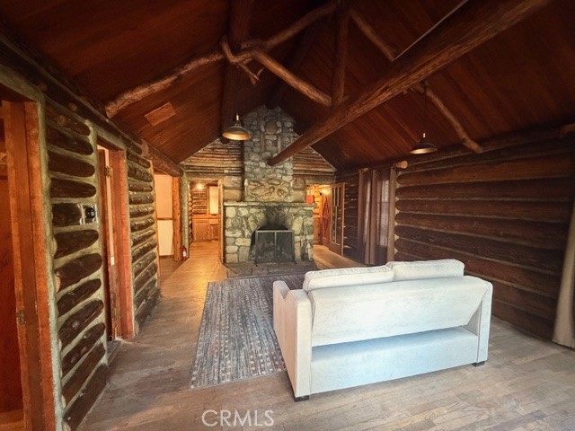 41099 Valley Of The Falls Property Photo 4