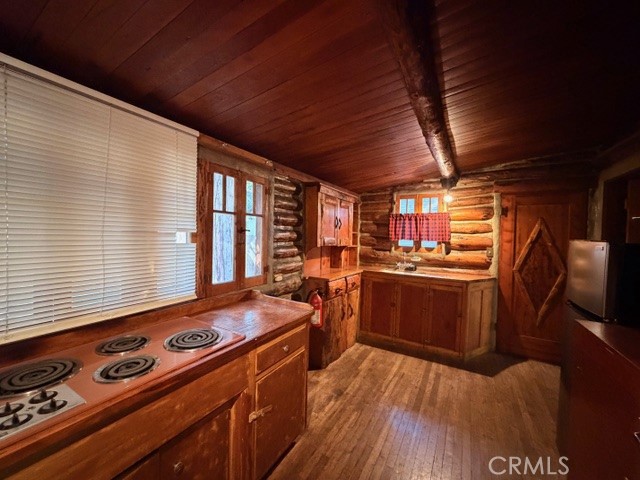 41099 Valley Of The Falls Property Photo 9