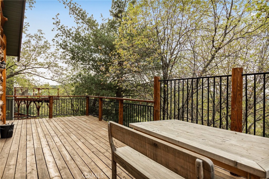 1452 Golden Rule Property Photo 13