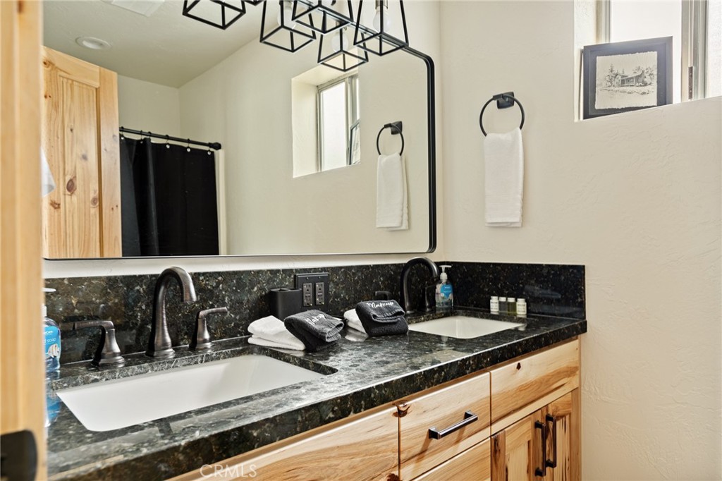 1452 Golden Rule Property Photo 21