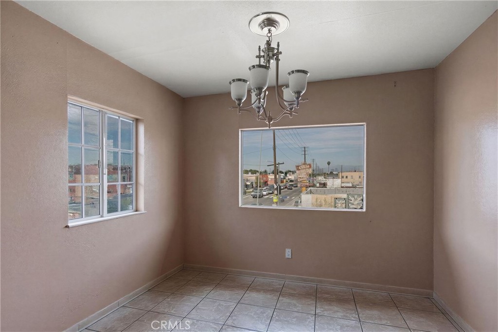7916 S Central Property Photo 18