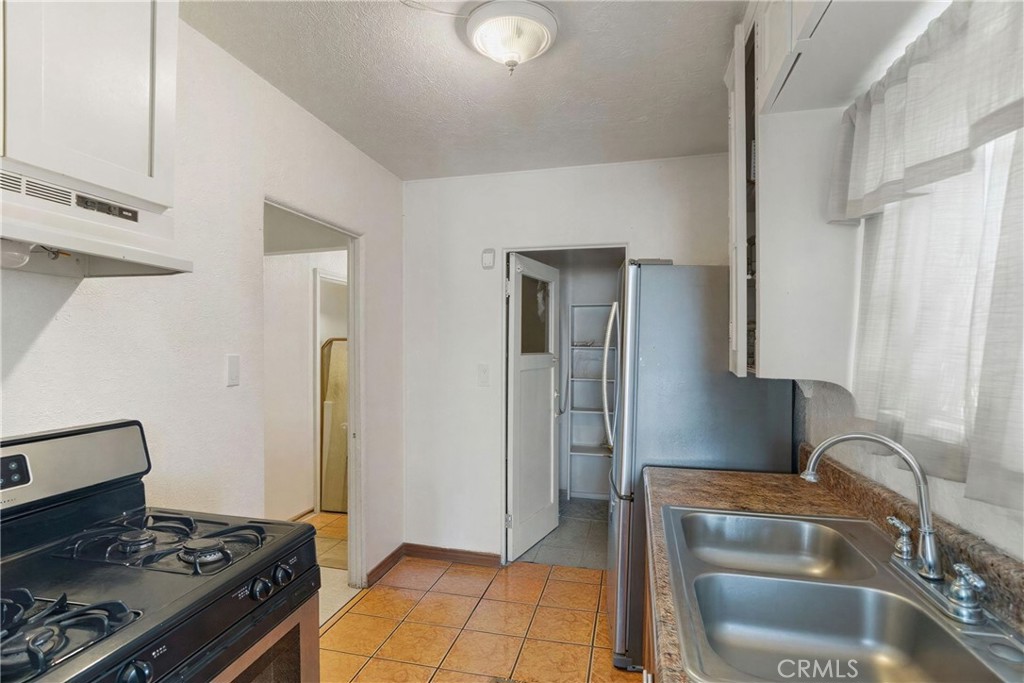 7916 S Central Property Photo 21