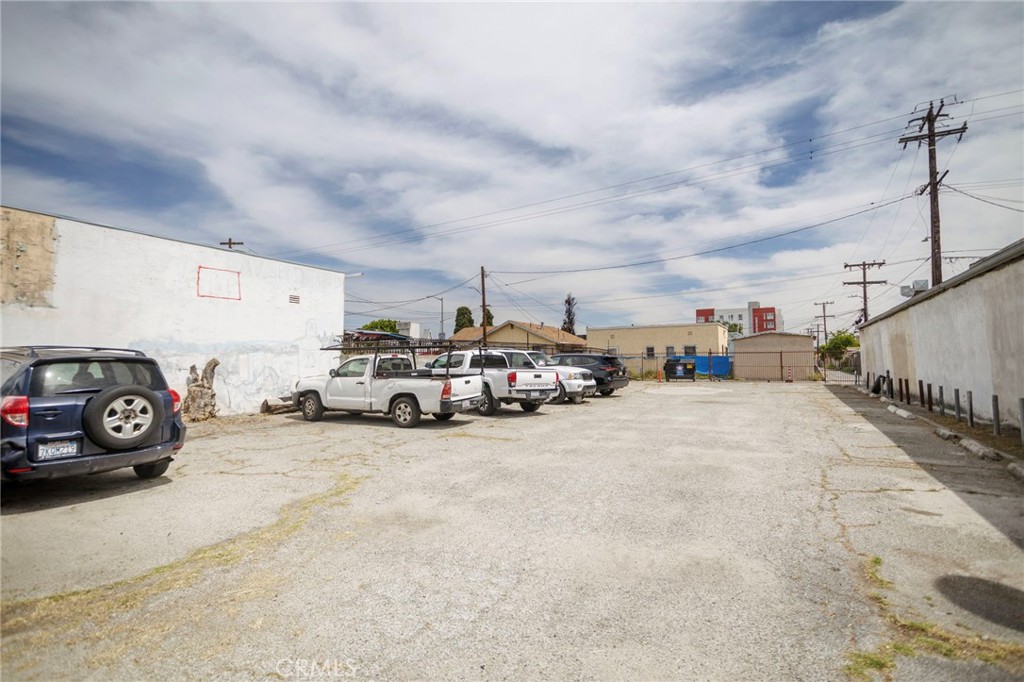 7916 S Central Property Photo 31