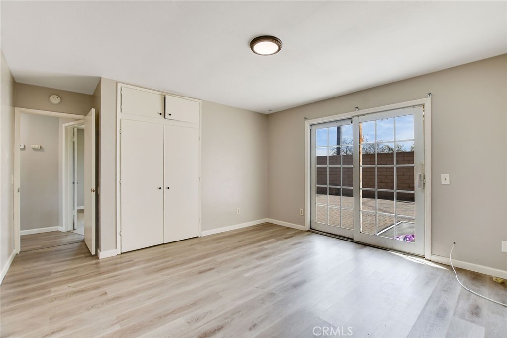 582 Wesley Property Photo 23