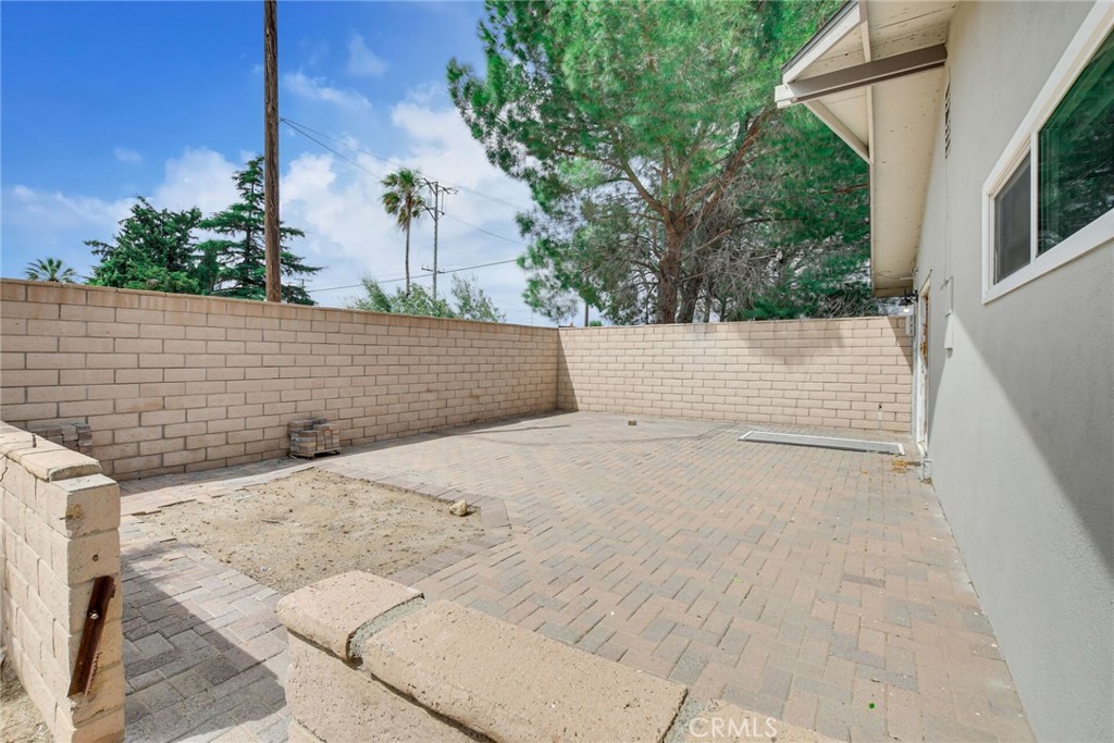 582 Wesley Property Photo 30