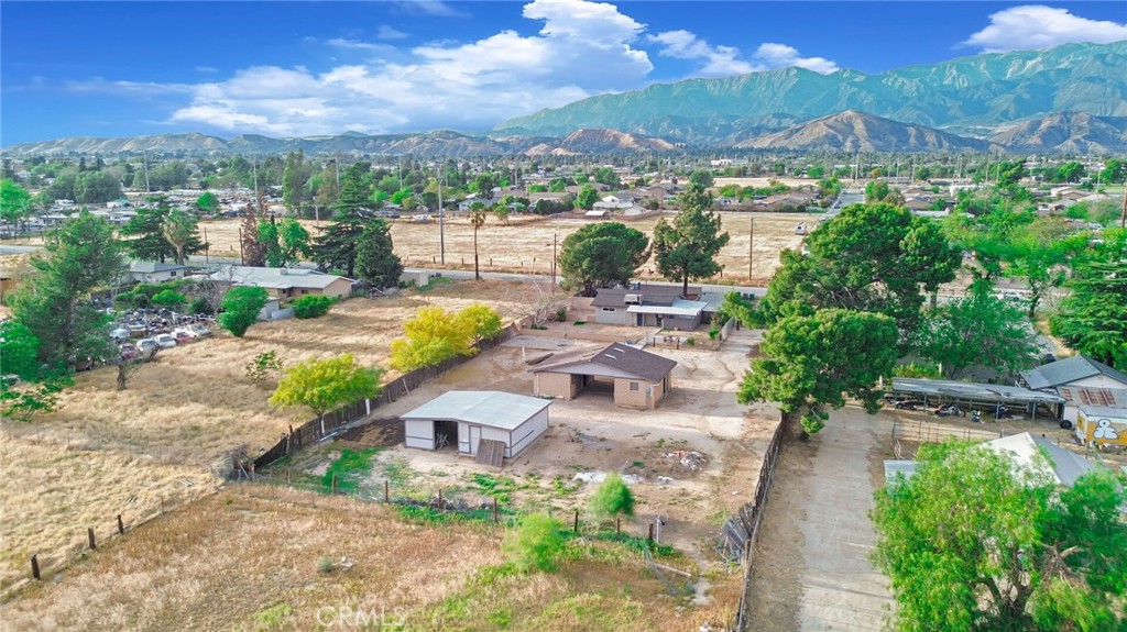 582 Wesley Property Photo 41