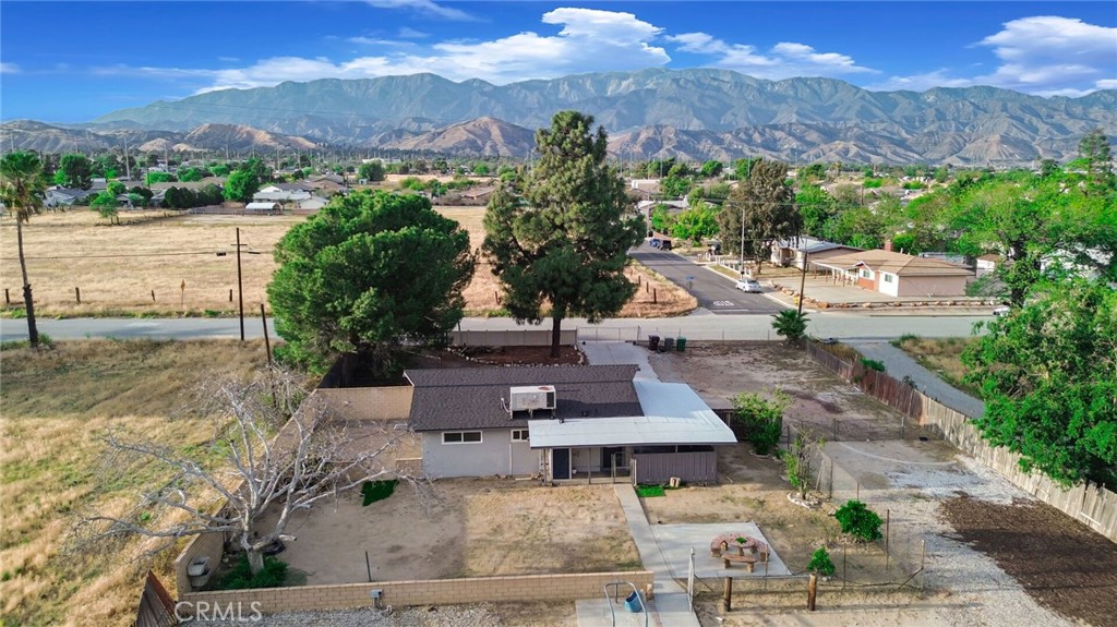 582 Wesley Property Photo 45