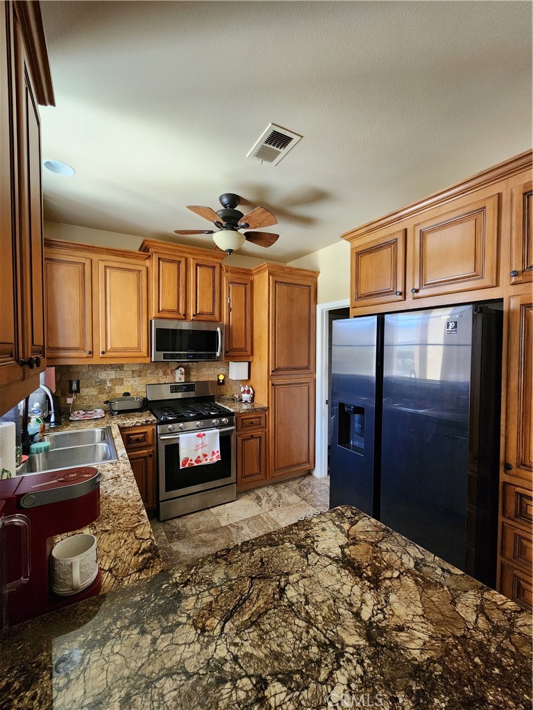 79338 Cool Reflection Property Photo 9