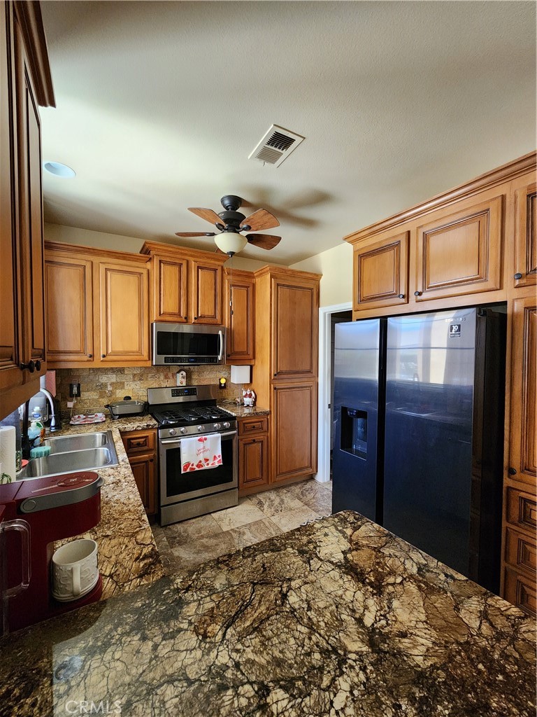 79338 Cool Reflection Property Photo 9
