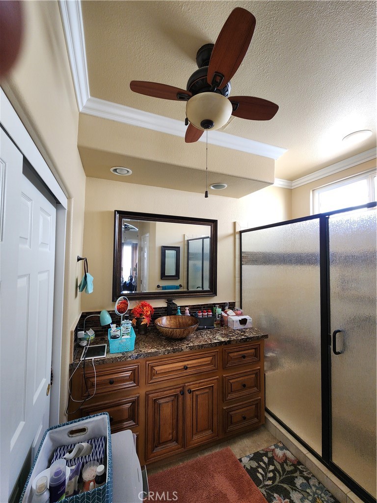 79338 Cool Reflection Property Photo 30