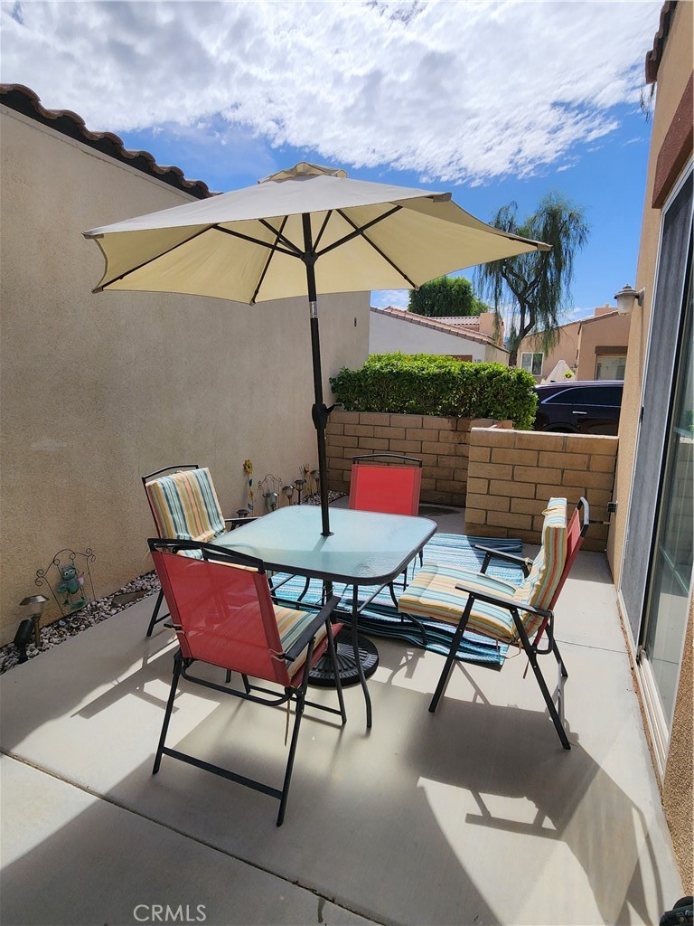 79338 Cool Reflection Property Photo 36